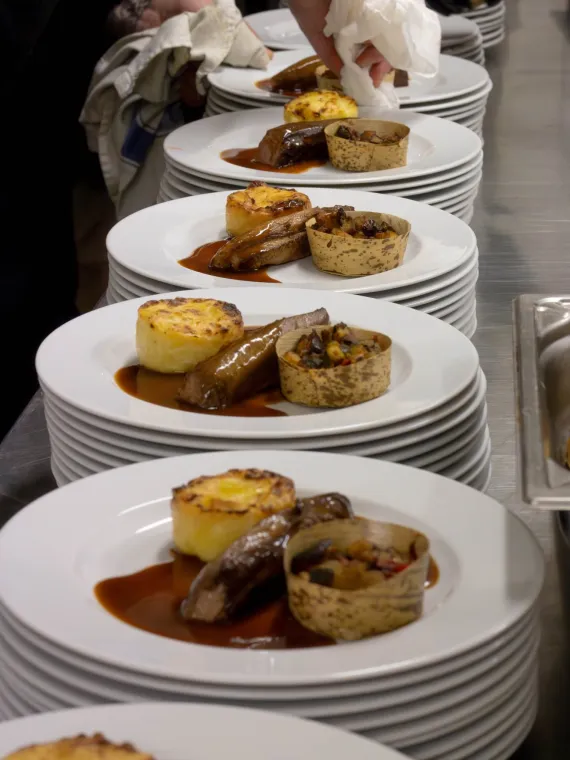 Livraison de plateaux-repas pour entreprise à Cergy, Cergy-Pontoise, Event 95